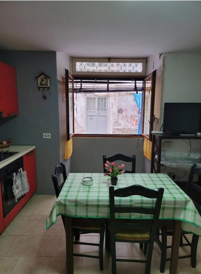 Appartement La Casa E Pulcinella à Naples Extérieur photo